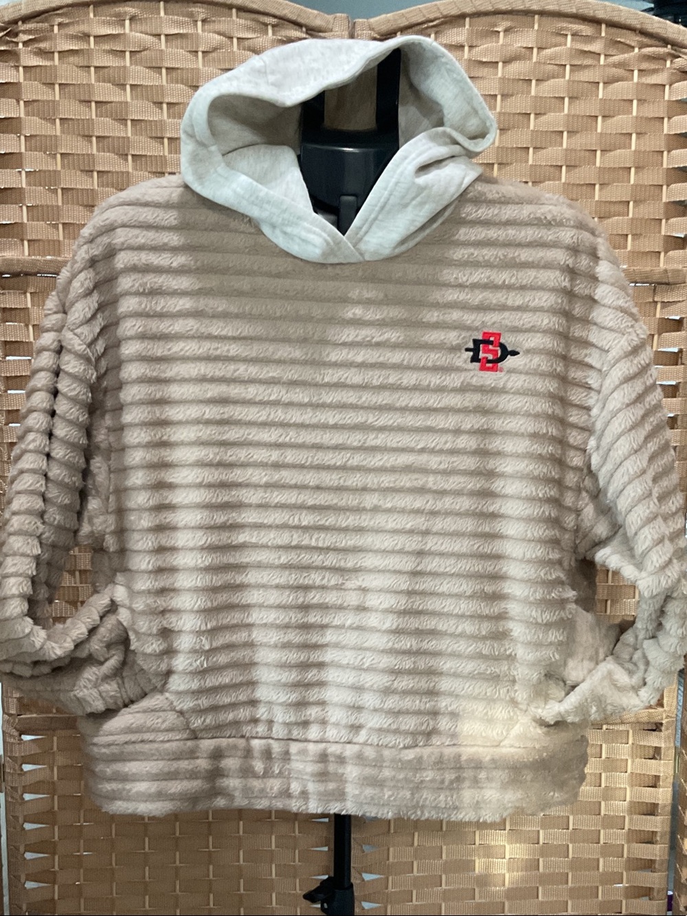 Rivalry Threads Beige Faux-Fur Hooded Sweater - San Diego State Aztecs NCAA